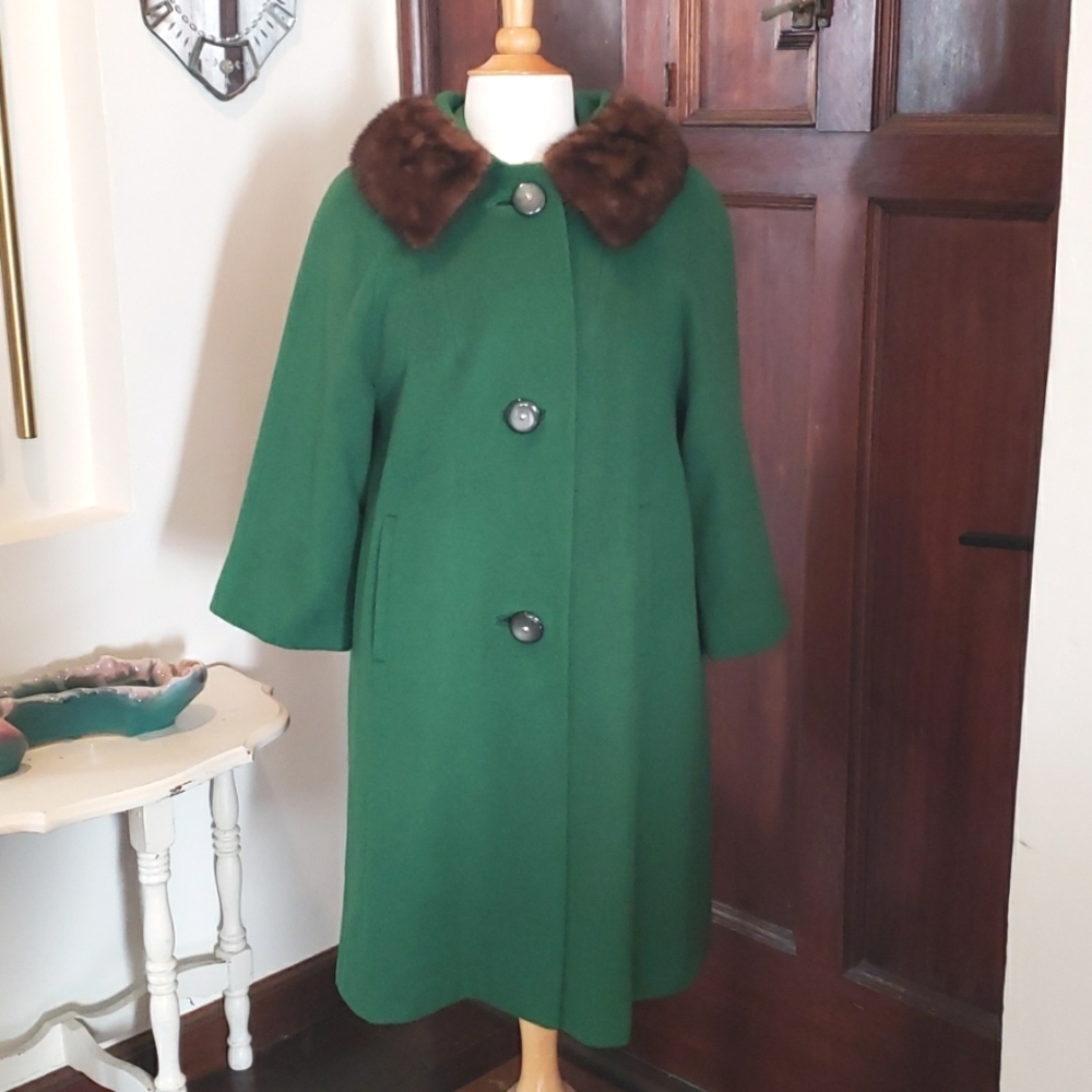 Vintage Calmoor San Francisco Green Wool, Mink-Collar Coat Size Large